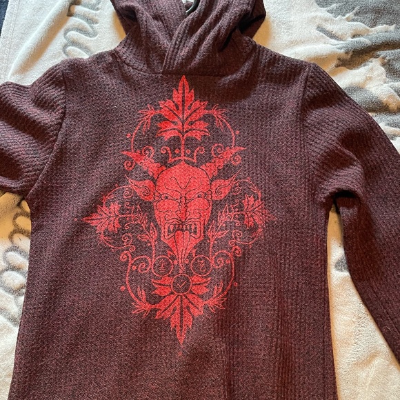 Toxic Vision in the Devils Garden cloak - Picture 3 of 5